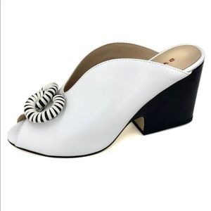 Sacha London sandals